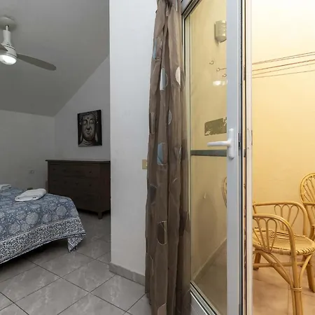 Castle Harbour 2 Bed Duplex Apartament Los Cristianos (Tenerife)