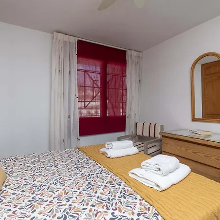 Castle Harbour 2 Bed Duplex Apartmán Los Cristianos (Tenerife)