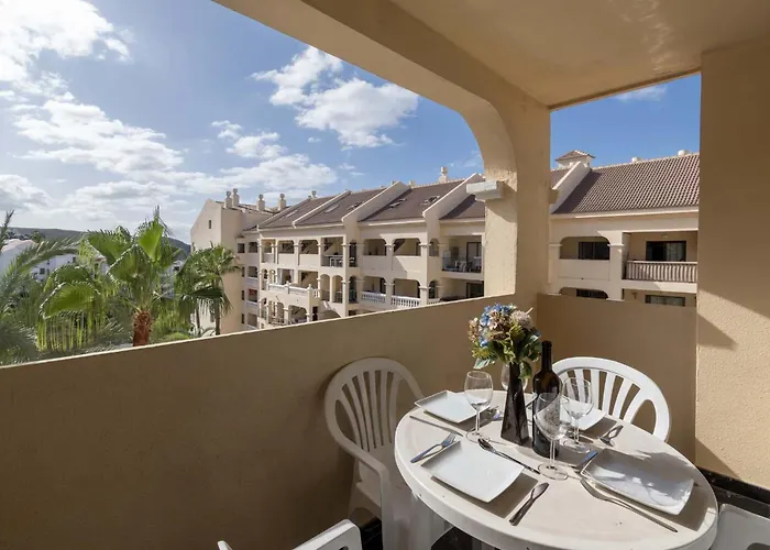 Castle Harbour 2 Bed Duplex Lägenhet *