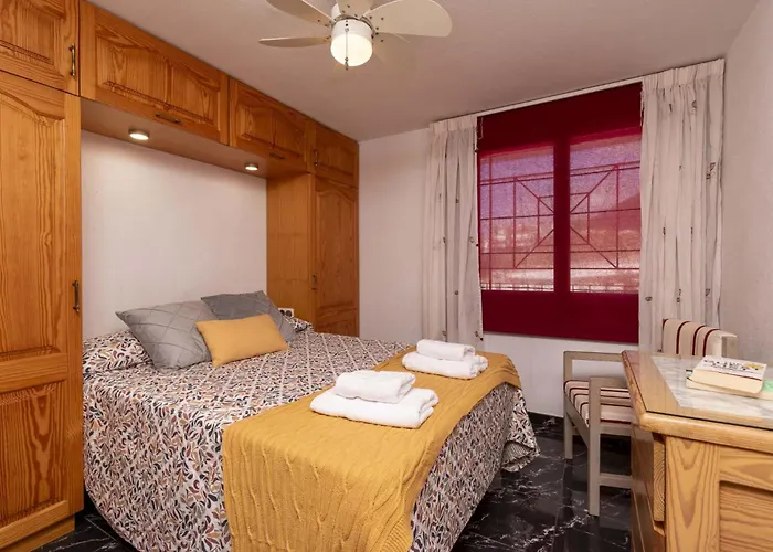 Castle Harbour 2 Bed Duplex * Los Cristianos (Tenerife)