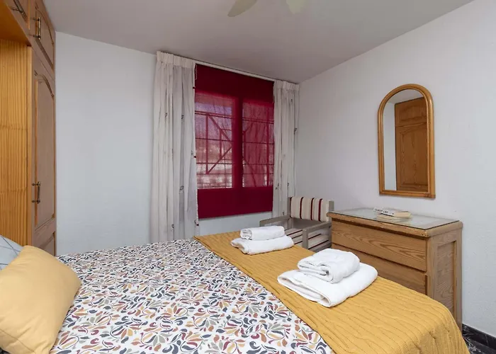 Castle Harbour 2 Bed Duplex Lägenhet Los Cristianos (Tenerife)