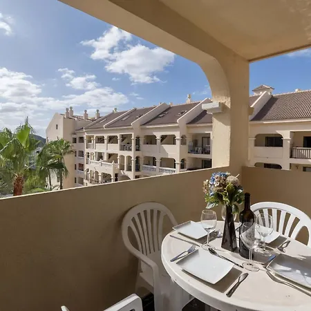 Castle Harbour 2 Bed Duplex 公寓 *